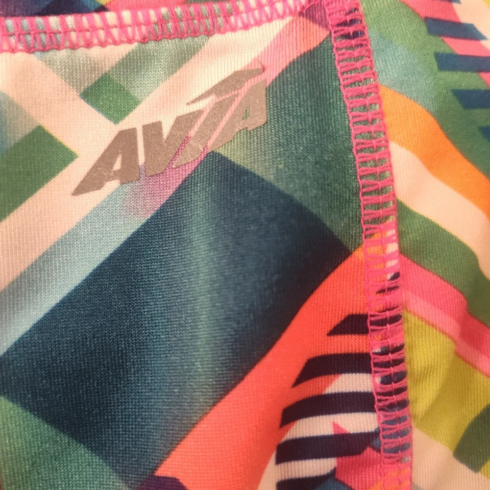 Avia Colorful Geometric Print Capri Leggings - Picture 3 of 5